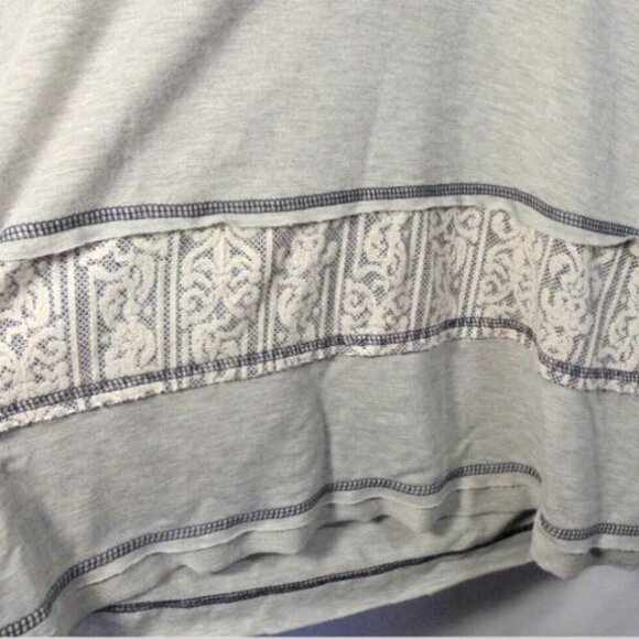 Vanity Womens Small Sweater Sweatshirt Cowl Wrap Neckline Gray White Lace Dressy - Picture 4 of 7